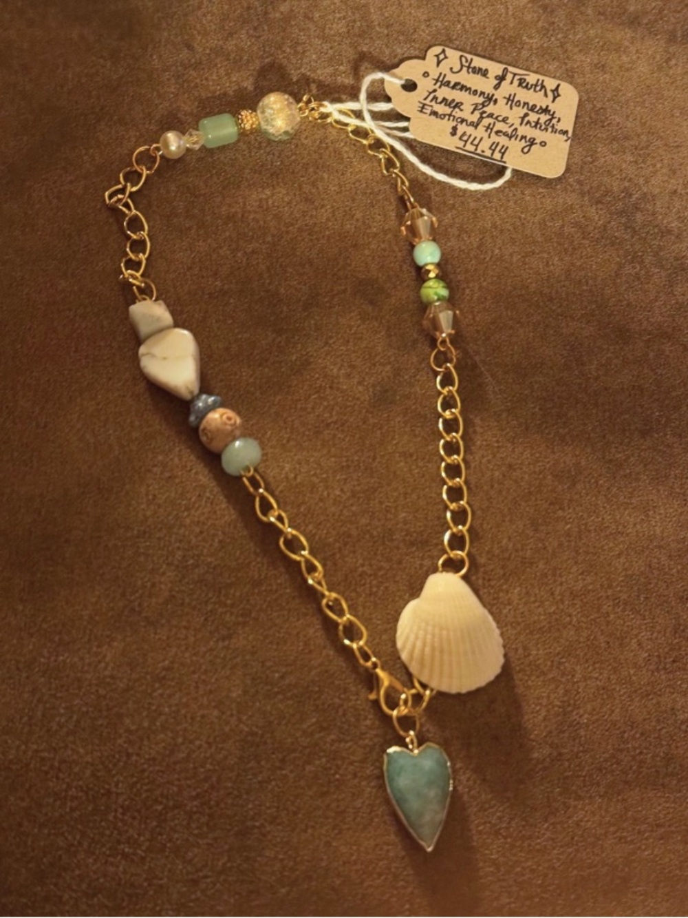 Handmade Pendulum Gold-Tone Beach Necklace with Aventurine Heart and Shell